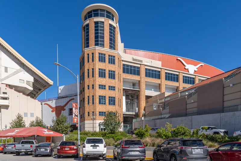 DKR-Texas Memorial Stadium exterior view