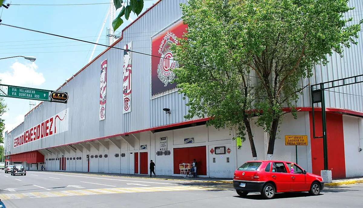 Estadio Nemesio Díez exterior view