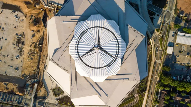 Mercedes-Benz Stadium exterior view